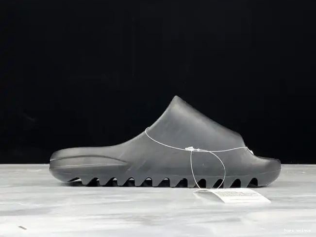 hype Black Slide Adidas Yeezy FX0495 0522
